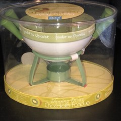 NEW JOE Dipping Desire Chocolate FONDUE Ceramic Bowl Forks Metal Burner Fun