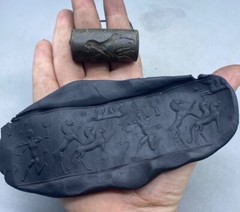 Large Ancient Middle Eastern Early Akkadian Jasper Stone Cylinder Seal Bead