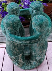 TABLE vtg circle of friends mayan aztec mexican candle garden sculpture western