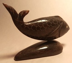 3 1/2″ HORN FISH vtg carved figurine native tribal art primitive koi carp bass
