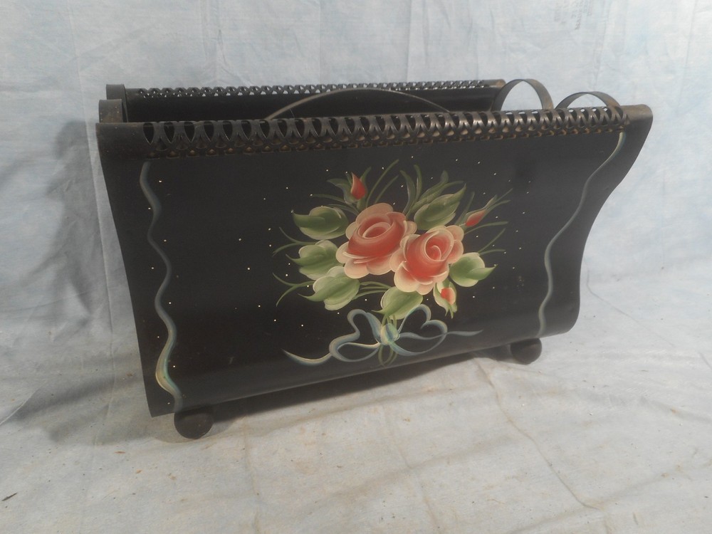 Vintage TOLEWARE METAL MAGAZINE RACK ROSES BLUE HEART RIBBON MID CENTURY DECOR