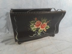Vintage TOLEWARE METAL MAGAZINE RACK ROSES BLUE HEART RIBBON MID CENTURY DECOR