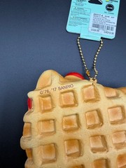 SANRIO Hamee HelloKitty Waffle Squishy Dangler Gold Ball Chain NWT 3 in.