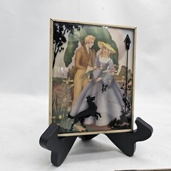 PAIR of Reverse Painted Couple Romance Silhouettes on Convex Glass 1940 VINTAGE.