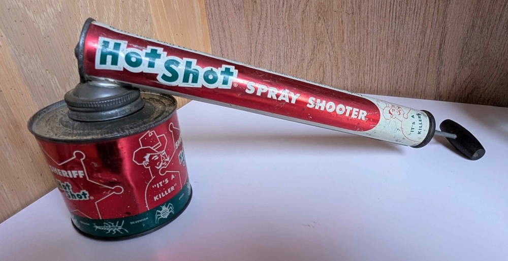 Vintage Sheriff Hot Shot Insecticide Twin-Jet Spray Shooter