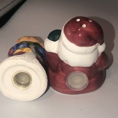 ￼Vintage ceramic salt and pepper shakers ￼Santa and reindeer Christmas