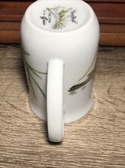 Vintage 1976 ENESCO Song Bird 10 oz. Mug Yellow Warbler Fine China Slim E7