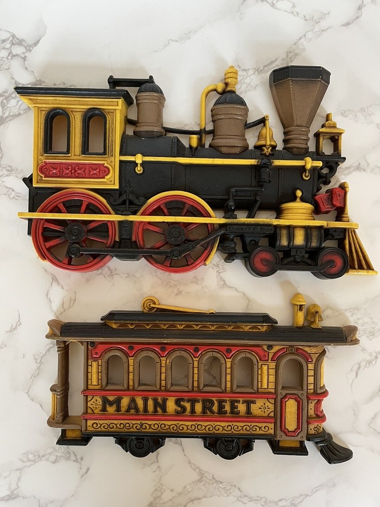 Lot of 2 1975 Homco Wall Hangers 7362 Trolley Car 7363 Train Locomotive Engine