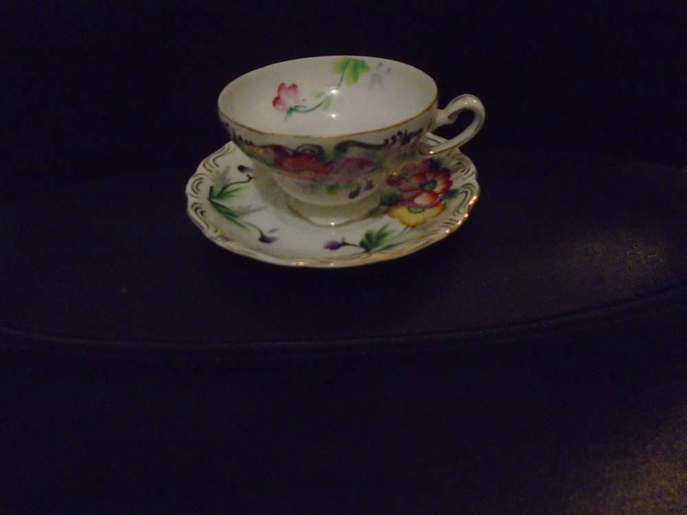 VINTAGE TRIMONT CHINA CUP & SAUCER SET WHITE WITH FLORAL DESIGN GOLD SCROLL TRIM