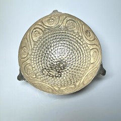 Taneez Pakistan Silver Tone Decorative Relief Elephant Head Tripod Stand Bowl 8″