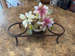 VTG Planter Flower Stand small Pot Holder Rack wrought iron decorative scrolls