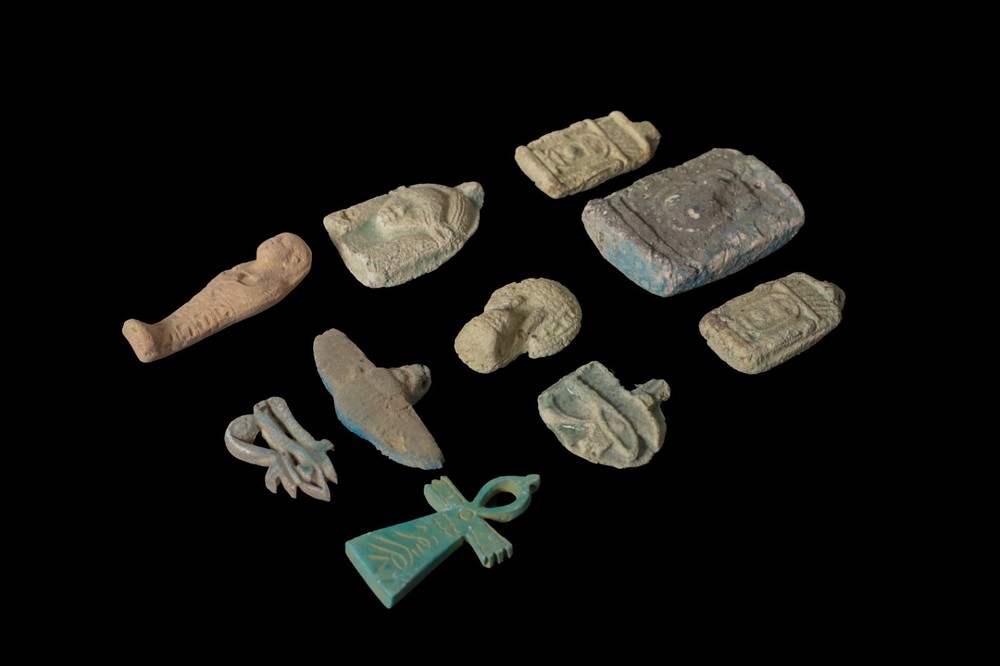 Authentic Ancient Egyptian 10 Amulets Set Eye of Horus Ankh Scarab Artifact BC