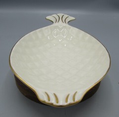 LENOX IVORY FISH / PINEAPPLE SHAPE BOWL WITH GOLD TRIM MADE IN USA GOLD LABEL