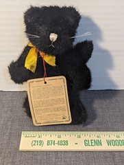 Vintage 1990s Boyds Bear. (Poe) Black Halloween Cat Collectible Animal.