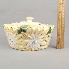 Vintage Sunflower Ceramic Covered Dish 1960’s, Yellow & White