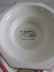 AVON Sweet Country Harvest Creamer & Covered Sugar