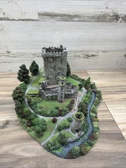 Danbury Mint Blarney Castle Ireland Miniature Cold Cast Porcelain Diorama Decor