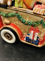 Fitz and Floyd Santa’s Classic Car Musical Figurine Wind Up Holiday Collectible