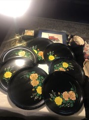 Vintage Floral Roses Tole Ware Round Trays Plates Decor Set 12” Dia