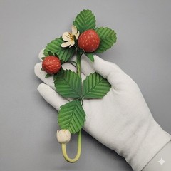Tole Strawberry Fruit Wall Hook Toleware White Flower Farmhouse Cottagecore 8″