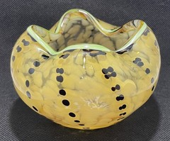 Viz Art Glass Studio Bowl – Pinched Ruffled Edge – Hand Blown