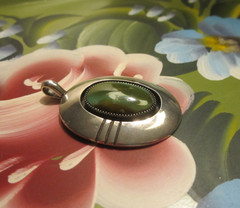 VINTAGE GREEN TURQUOISE OVAL PENDANT~STERLING SILVER~1.75X1.25 IN.