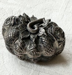 Vintage High Relief 800 Silver Ornate India Gourd Trinket Box