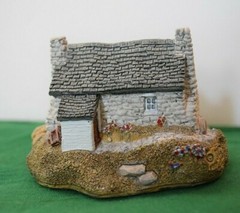 Lilliput Lane Inverlochie Hame Version 1.