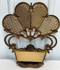Burwood Vtg HOMCO 1981 Brown Faux Wicker Rattan Pocket Wall Decor w/ Flower Ring
