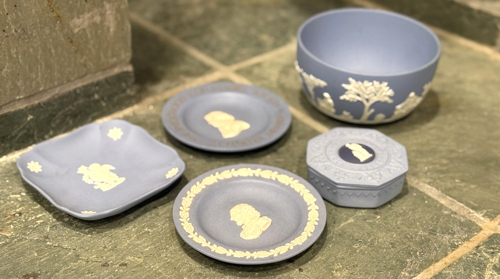 Wedgwood Blue Jasperware Lot 5pc Bowl Trinket Box Tray Plate Set Vintage Relief