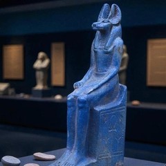 EGYPTIAN ANTIQUE STATUE RARE EGYPTIAN ANTIQUITIES OF GOD ANUBIS PHARAONIC BC