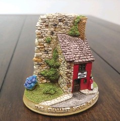 Lilliput Lane The Smallest House In Britain L2945 RARE with Box & Deeds Mint C.