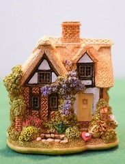 Lilliput Lane Mother’s Cottage. In mint condition.