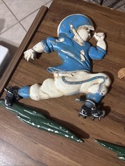 VINTAGE BUNDLE LOT 3 x 1976 Homco USA CAST Metal Football Wall Decor HANG PLAQUE