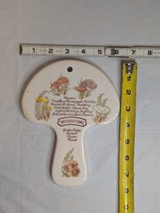 Mushroom Ceramic Wall Decor/Spoon rest Avon Hand-Painted 1980 Mushroom Shrooms