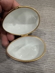 Limoges France White & Gold Floral Bouquet Design Porcelain Egg Trinket Box 3 In