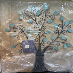 Hallmark The Family Tree 15″ Display Stand/Hang Keepsake Ornament Holder