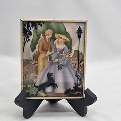 PAIR of Reverse Painted Couple Romance Silhouettes on Convex Glass 1940 VINTAGE.