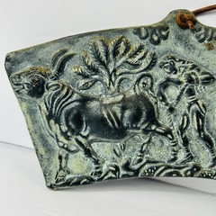 Tame Bulls Hunter Wall Plaque Cast Stone Tile Athens Greece Pier One 11×3″