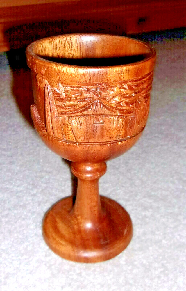 VINTAGE 1978 HAND CARVED WOOD WINE WATER GOBLET STEM ESTATE INSCRIBED orig 6″