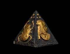 Authentic Ancient Egyptian Gilded Steatite Pyramid Figurine Scarab & Queen BC