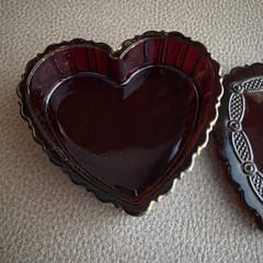 1876 Cape Cod Collection Avon Ruby Red Glass Heart Trinket Box