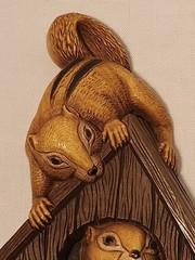 Vintage Plastic Wall Art of Chipmunks In Birdhouse w/ Bracket Dart Ind HOMCO