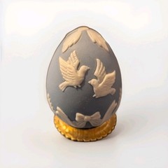 Franklin Mint Treasury Of Eggs Blue Parian-Style Porcelain Egg with Stand 1988
