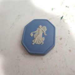 Wedgwood Jasperware 8 Sided Small Pill Trinket Box