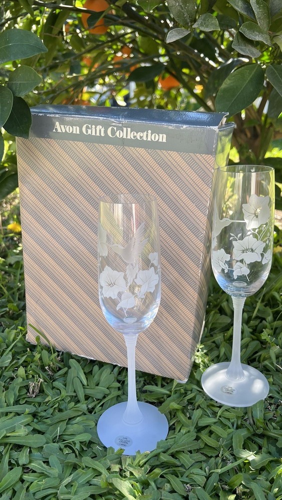 Vintage Avon Lead Crystal Hummingbird Champagne Flutes Frosted Set of 2 New NOS