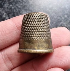 Post Medieval / Georgian Thimble Metal Detecting Find Antique 21x20mm (80)