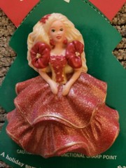 1995 Vintage Hallmark Barbie Holiday Pin With Original Packaging