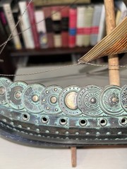 100% COPPER & WOOD NORWEGIAN VIKING SHIP W/WOODEN STAND APROX 16” L, 14” T, 4″ W