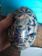 VTG Hand Painted Cloisonne Egg Blue Gold White Floral Geometric Design